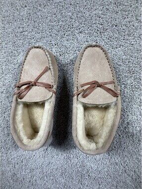 NWT Korban Australian Sheepskin Moccasin Women’s Size 10 Premium Quality